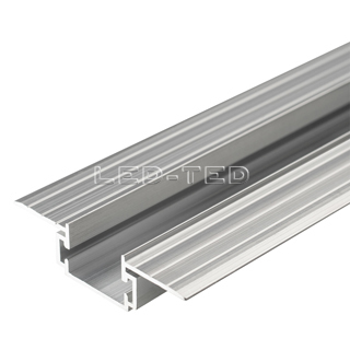 E213B028B59DC64FA57C09D02BA712DC_026515