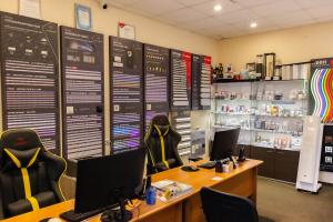 Магазин на Бумажной, 190020, г. Санкт-Петербург, Бумажная ул. д.3.